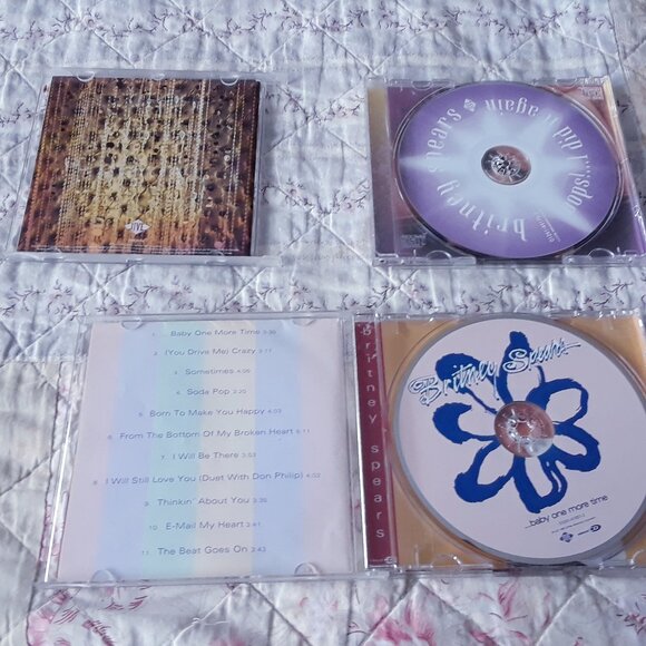 Britney Spears CD Lot - Picture 6 of 7